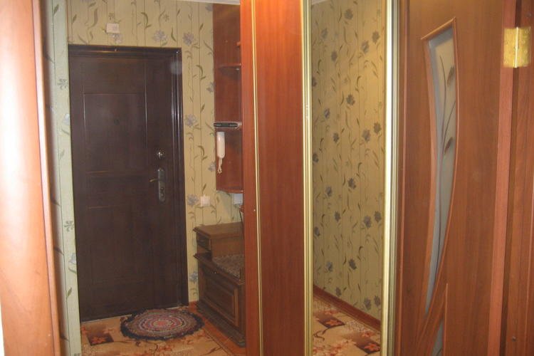 3-комнатная квартира, Героев Обороны Брестской Крепости ул. 48